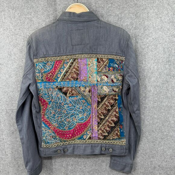 Levi's Women's Denim Trucker Jacket Small Gray Embellished Boho Patchwork - Picture 15 of 16